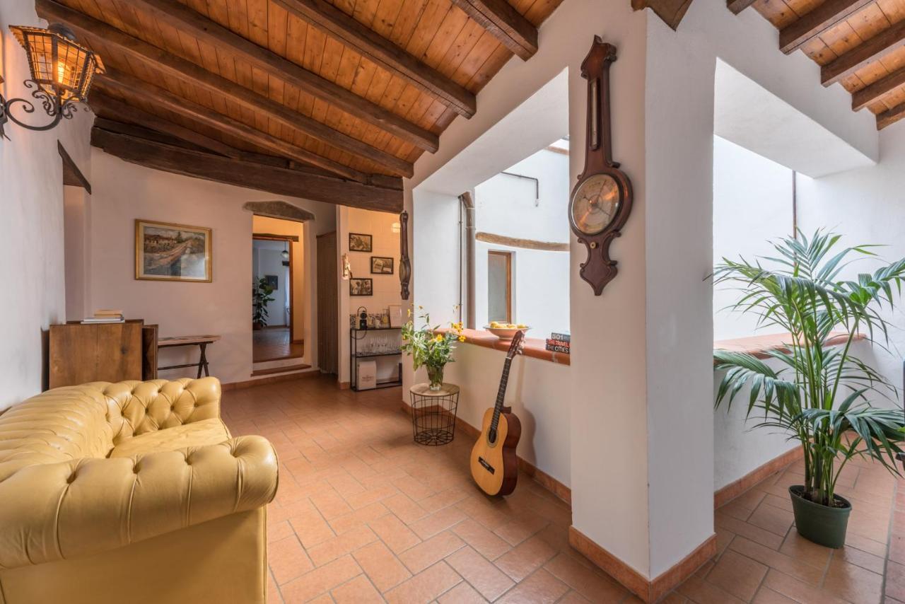Lemon Tree Boutique Guest House Todi Exterior photo